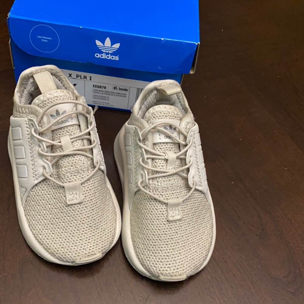 Toddler Adidas 4c !